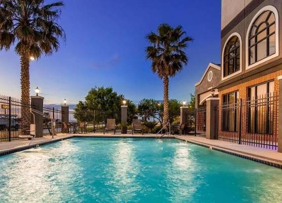 Hondo Inn 1