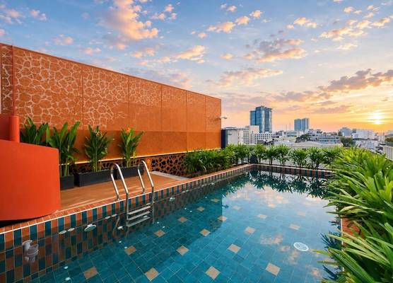 KiN Hotel Ly Tu Trong Edition 1