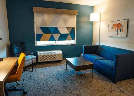 Holiday Inn Express & Suites MCCALLA - BIRMINGHAM WEST by IHG 1