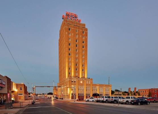 Hotel Settles 1