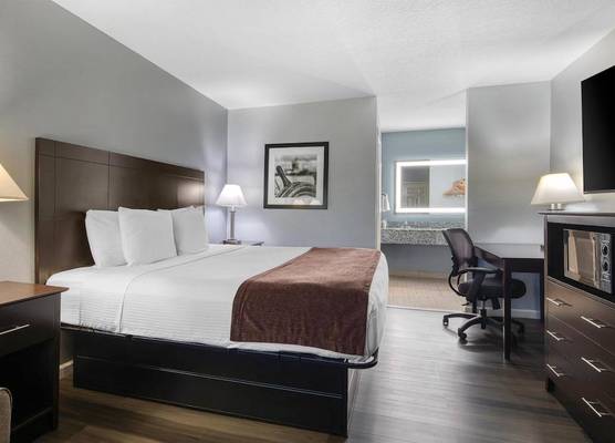 Best Western Lake Conroe Inn 1