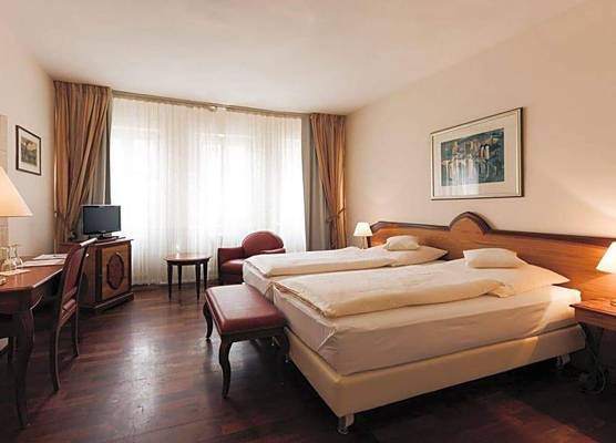 Hotel Weisser Bock 1
