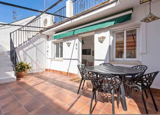 Bright rooftop by Costarentals - Ref 255 1