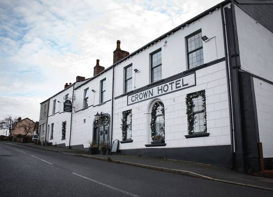 The Crown at Worthington 1