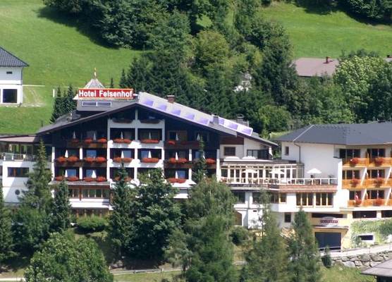 Wohlfühl & Genusshotel Felsenhof 1