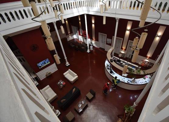 Hotel Plaza 1