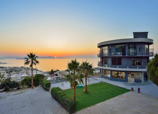 Loucerna Suites Chania 1