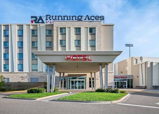 Running Aces Hotel & Casino, Trademark Collection by Wyndham 1