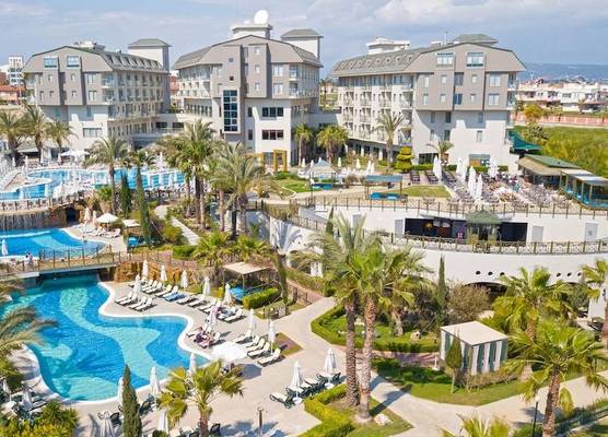 Novum Garden Side Hotel 1