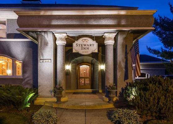 Stewart Inn 1