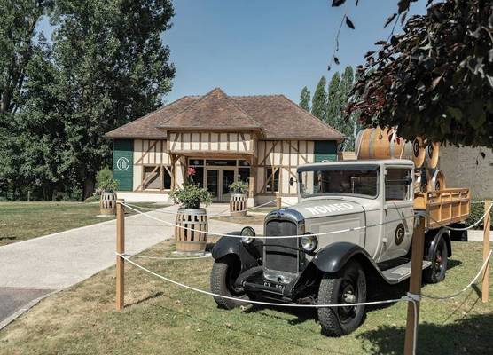 Logis Hôtel-Restaurant Domaine de Montecristo et Gîte l'Évasion Dantès 1