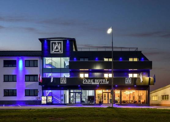PARKHOTEL BRAUNAU - 24 Stunden Self Check-IN 1
