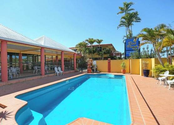 Reef Resort By Coastal Letting 1