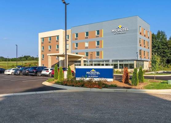 Microtel Inn & Suites by Wyndham Prattville Montgomery 1