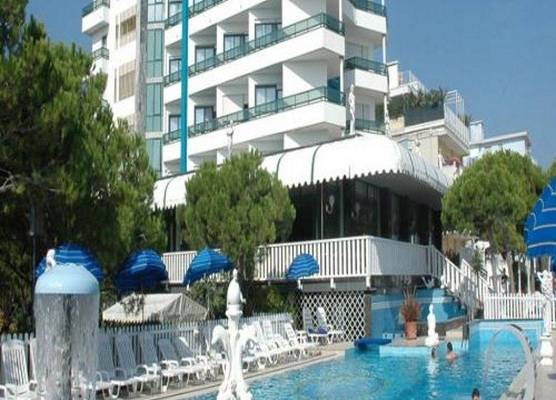 Hotel Carlton 1