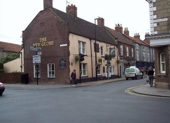 The New Globe Inn 1