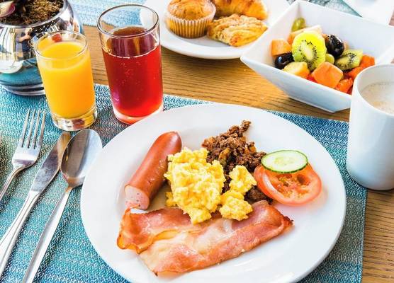 Holiday Inn Express SANDTON - WOODMEAD by IHG 1
