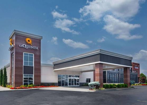 La Quinta by Wyndham Joplin 1