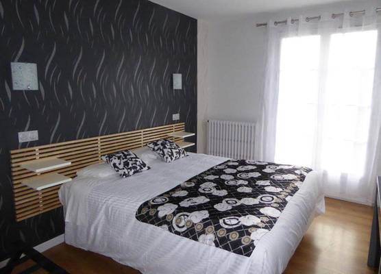 Logis Hotel L'Arche de Noe 1