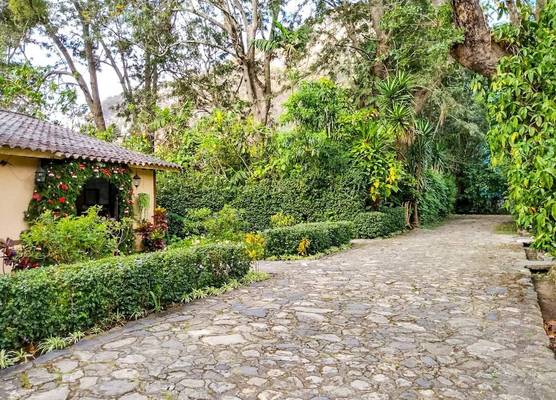Hotel San Buenaventura de Atitlán 1