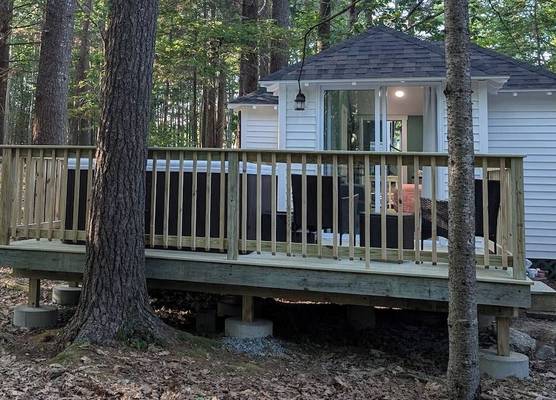 Hinckleys Dreamwood Cottages 1