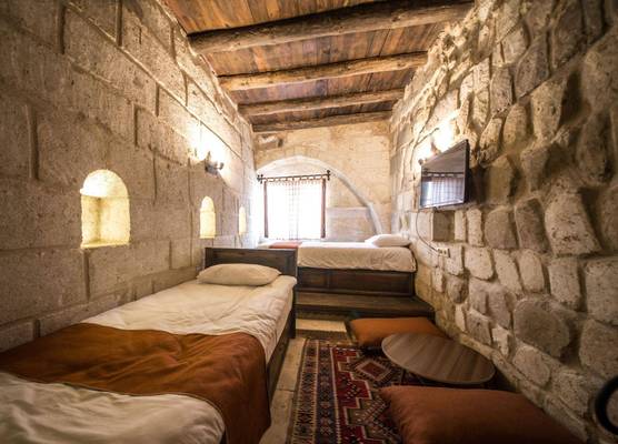 Harkasos Cave Hotel 1