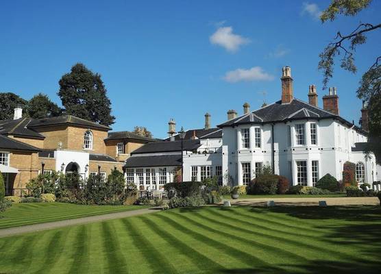 Bedford Lodge Hotel & Spa 1