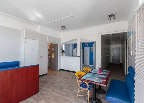 Crystal Hotel 1