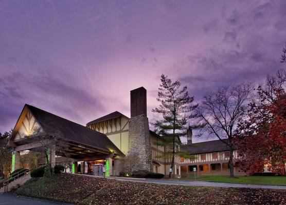 Holiday Inn SAINT LOUIS WEST AT SIX FLAGS by IHG 1
