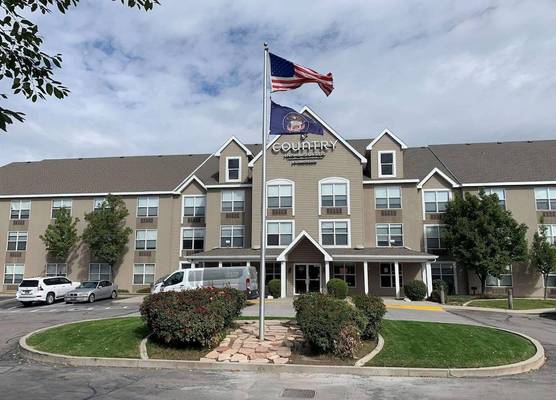 Country Inn & Suites by Radisson, West Valley City, UT 1