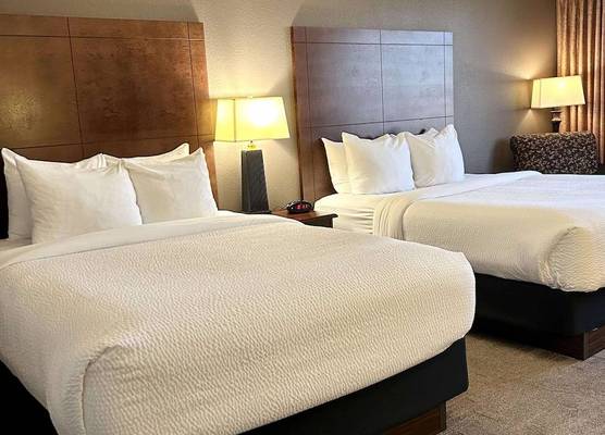 Best Western Plus Kelly Inn 1