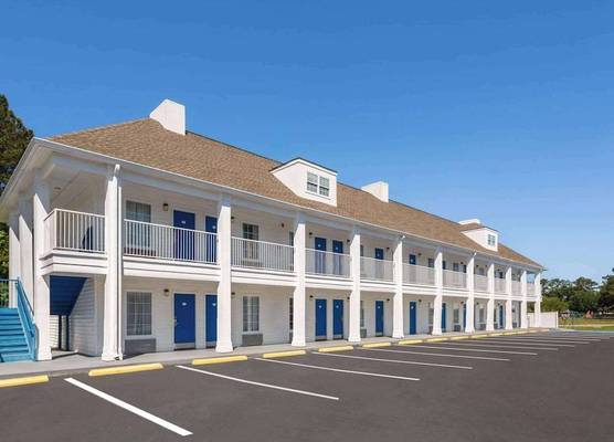 Baymont by Wyndham Brunswick GA 1