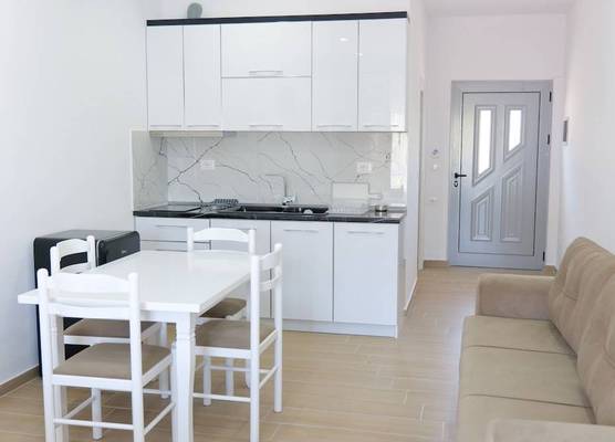 Lux Apartments 1