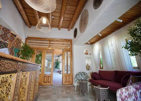Zargaron Boutique 1