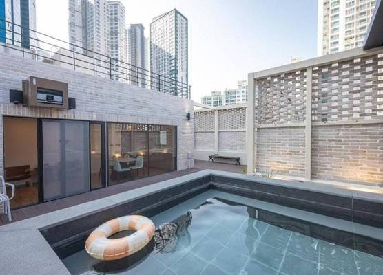 H-AVENUE HOTEL HAEUNDAE 1