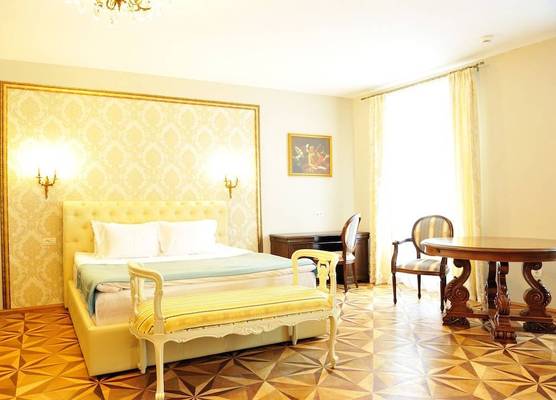 Safrano Palace 1