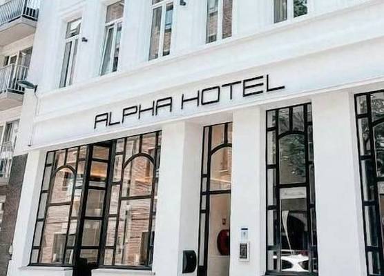 Alpha Hotel 1
