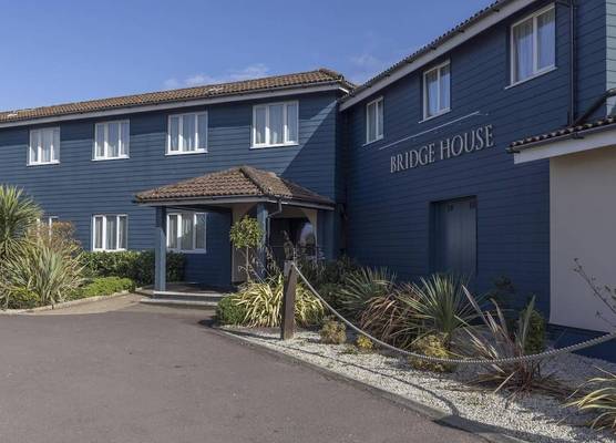 The Bridge House; BW Signature Collection 1