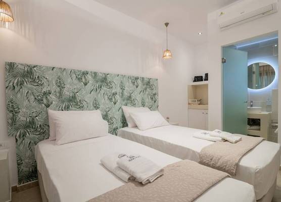 Suncourt Lux Rooms 1