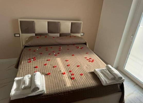 Hotel Doc 1
