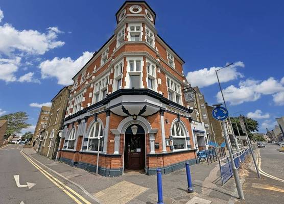 Royal Hotel Sheerness 1