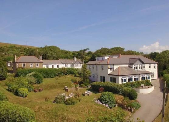 Beacon Country House & Luxury Shepherd Huts 1