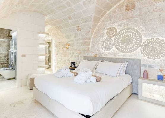 Vico Bianco Raro Rooms Collections 1