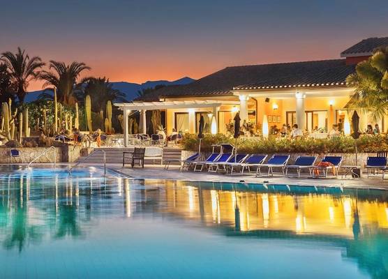 Lantana Resort Hotel&Apartments 1