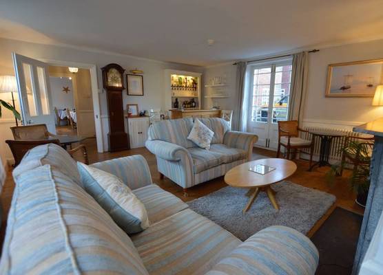 Chantry Hotel 1