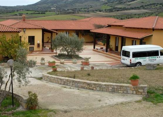Hotel Su Nuraxi 1