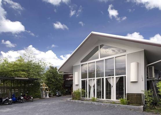 The Lantern Hostel and SPA 1