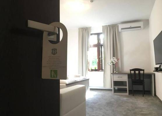 Saint Michael Boutique & Garni Hotel Trnava 1