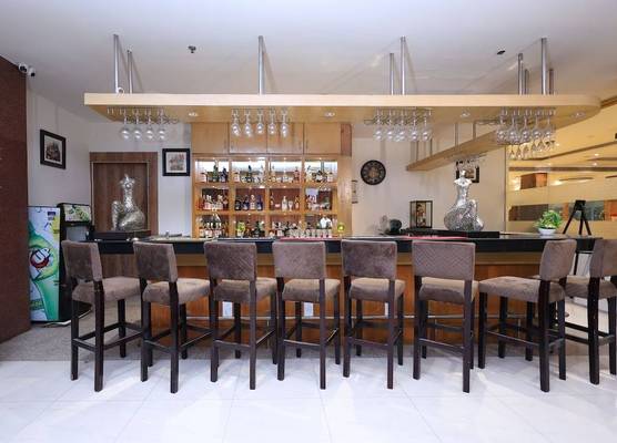 Days Hotel By Wyndham Neemrana 1