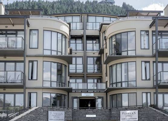 The Beacon - 2 Bedroom Luxe Apartment 1